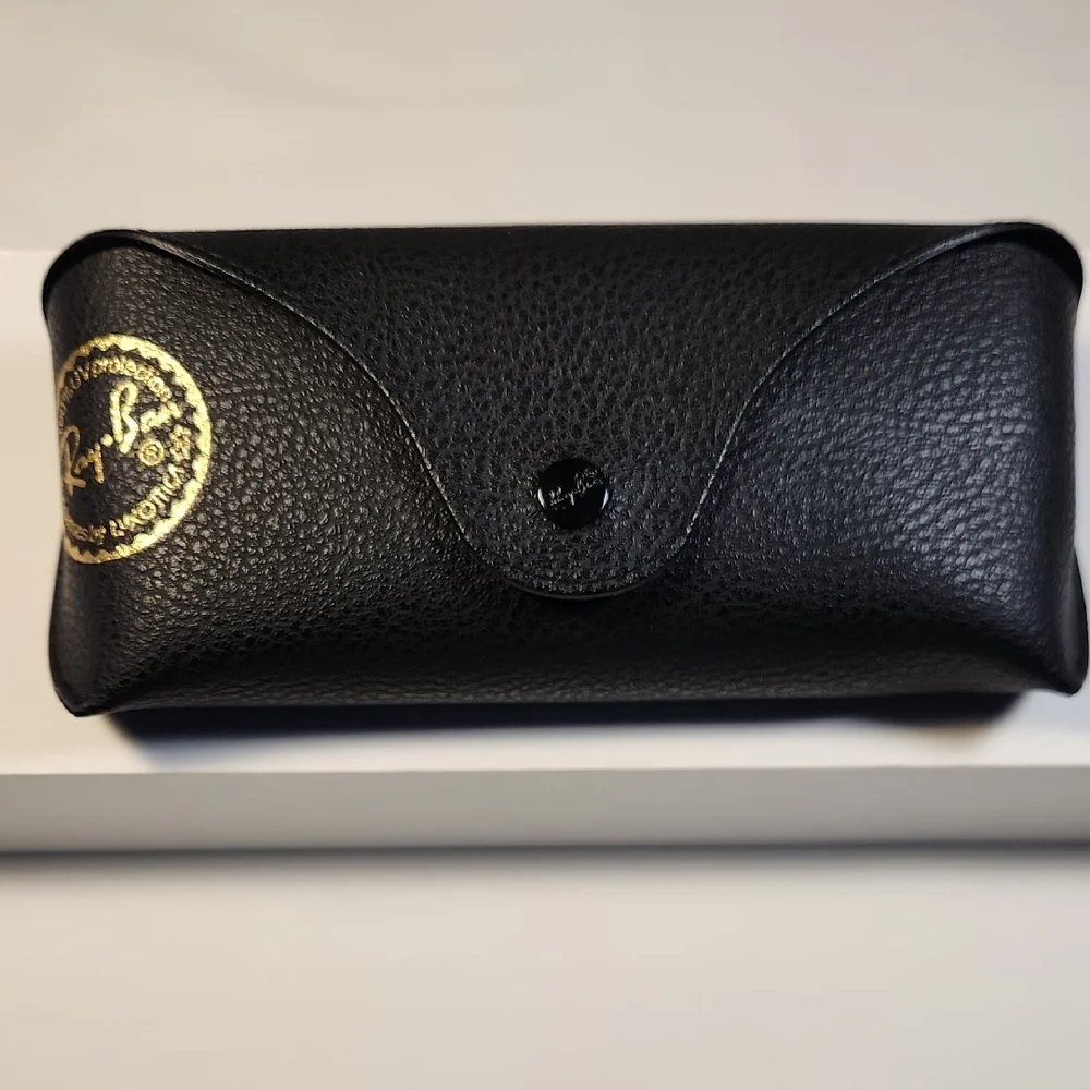 Ray-Ban Black Leather‎ Sunglasses Case